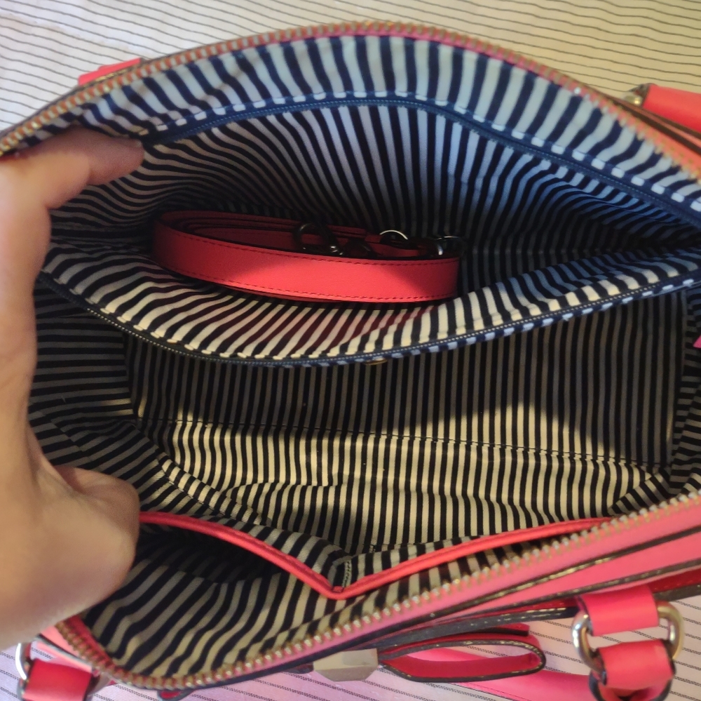 Kate Spade Holly Street Jeanne in Geranium - Picture 3 of 6